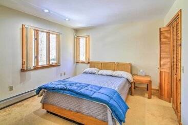 Wilmington Home W/ Game Room & Scenic Deck!