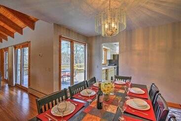 Wilmington Home W/ Game Room & Scenic Deck!