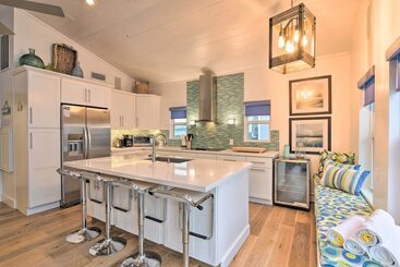 Updated Beach House W/ Private Beach + Hot Tub!