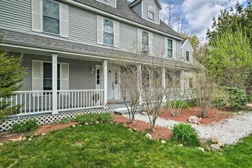Updated Falmouth Family Home ~ 2 Mi To Beach!