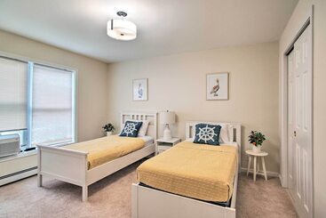 Updated Falmouth Family Home ~ 2 Mi To Beach!