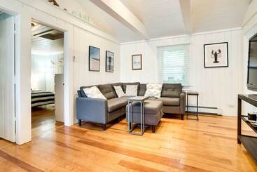 Updated Hyannis Home < 2 Mi To Beach & Golf!