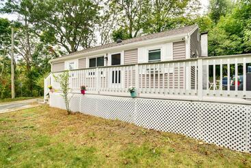 Updated Hyannis Home < 2 Mi To Beach & Golf!