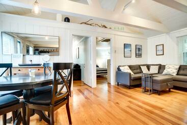 Updated Hyannis Home < 2 Mi To Beach & Golf!