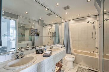 Upscale Chattanooga Home On Missionary Ridge!