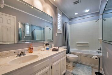 Upscale Chattanooga Home On Missionary Ridge!