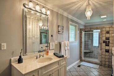 Upscale Chattanooga Home On Missionary Ridge!