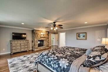 Upscale Chattanooga Home On Missionary Ridge!