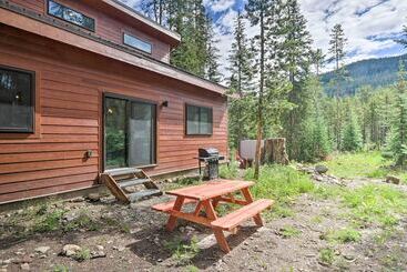 5 Mi To Ski Resort: Mtn View Breck Home W/ Hot Tub