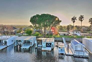 Bethel Island Sanctuary W/ Dock & Boathouse