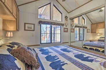 Resort Perks & Mtn Views: Breckenridge Cabin!