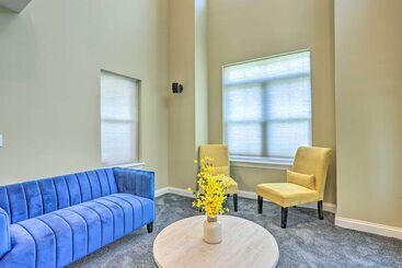 Central Cleveland Gem W/ Direct Skyline View!
