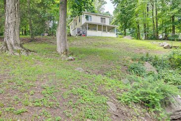 Charming Danbury Cottage W/ Lake Kenosia Access!