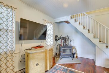 Charming Danbury Cottage W/ Lake Kenosia Access!