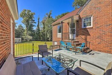 Convenient Jacksonville Home W/ Yard & Patio!