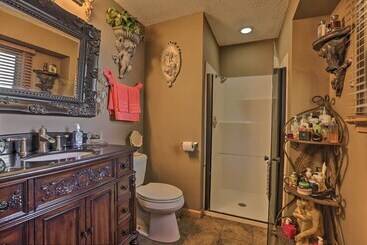Family Friendly Omaha Oasis ~ 10 Mi To Dtwn!