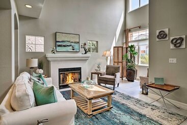 茅舍 Oceanside Home W/ Rooftop Patio, Walk To Beach!