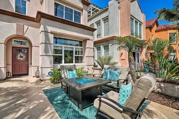 Oceanside Home W/ Rooftop Patio, Walk To Beach!