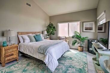 Oceanside Home W/ Rooftop Patio, Walk To Beach!
