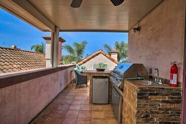 Oceanside Home W/ Rooftop Patio, Walk To Beach!
