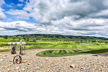 Luxe Spearfish Hideaway: Golf, Hike, Explore!