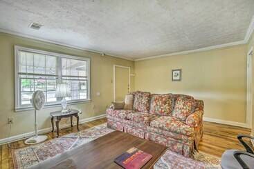 Montgomery Home W/ Porch In Prime Location!