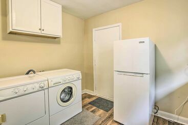 Montgomery Home W/ Porch In Prime Location!