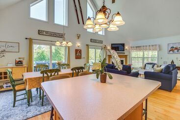Conway Home W/ Game Room: 5 Private Beaches
