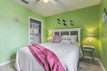 Pcb Retreat W/ Patio & Grill < 1 Mi To Beach!
