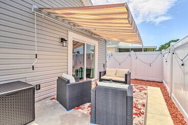 Pcb Retreat W/ Patio & Grill < 1 Mi To Beach!