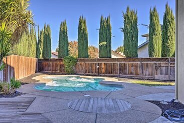 Modesto Home W/ Deck   2 Mi To Vintage Faire Mall