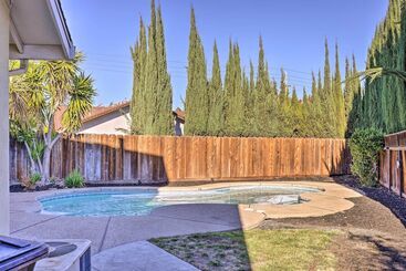Modesto Home W/ Deck   2 Mi To Vintage Faire Mall