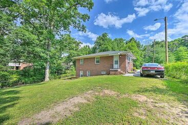 Greensboro Home < 4 Mi To Downtown!