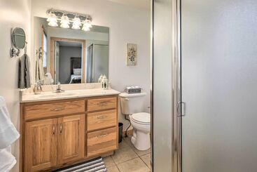 Quiet & Cozy Omaha Cabin ~ 20 Mi To Branson!