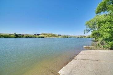 Scenic Great Falls Retreat On Missouri River!