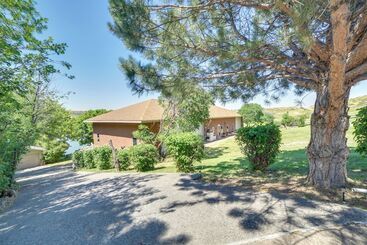Scenic Great Falls Retreat On Missouri River!