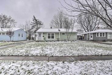 Serene Buffalo Dwelling W/ Backyard Bbq Patio