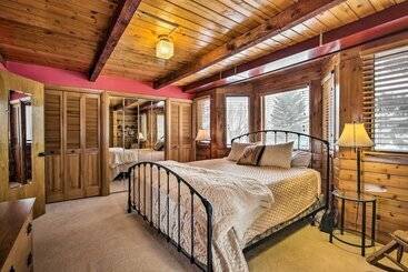 Serene Creekside Sheridan Getaway: Mountain Views!