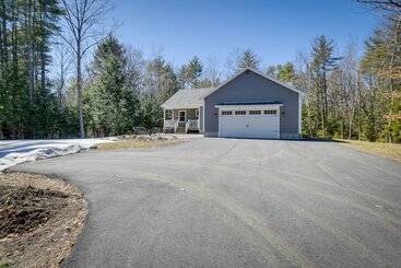 Stunning Wells Home W/ Fire Pit & Porch!