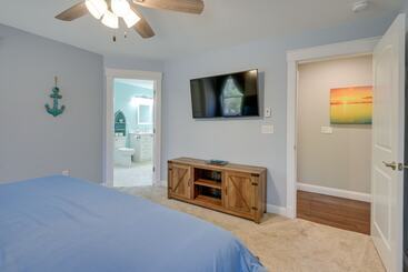 Stunning Wells Home W/ Fire Pit & Porch!