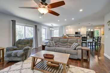 Stunning Wells Home W/ Fire Pit & Porch!