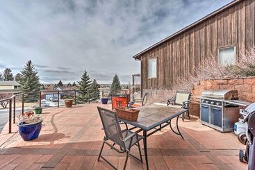 Upscale Laramie Home W/ Hot Tub & Patio!