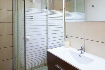 Aparthotel Oporto Entreparedes