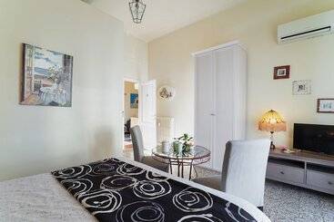 1900 Artevita B&b