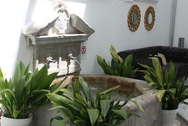 Bibo Suites Oro Del Darro