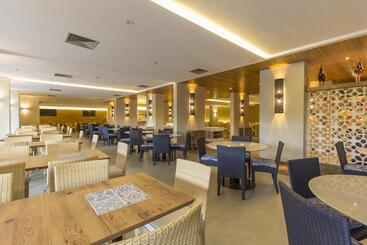 Celebration Resort Olimpia By Hot Beach