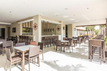 Celebration Resort Olimpia By Hot Beach