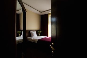 Elegant Hotel & Resort
