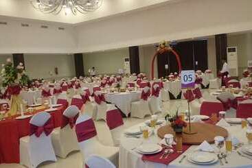 Estrella Hotel & Conference