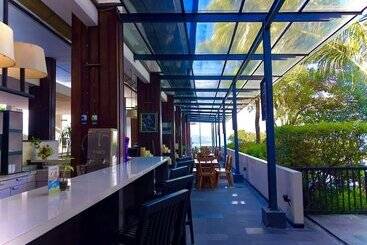 Estrella Hotel & Conference